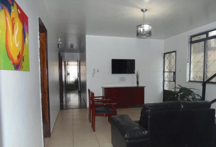 Отель Miranelli