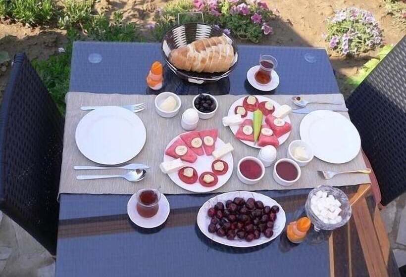 Отель Natureland Efes Pension