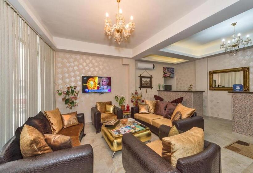 هتل Orange Airport