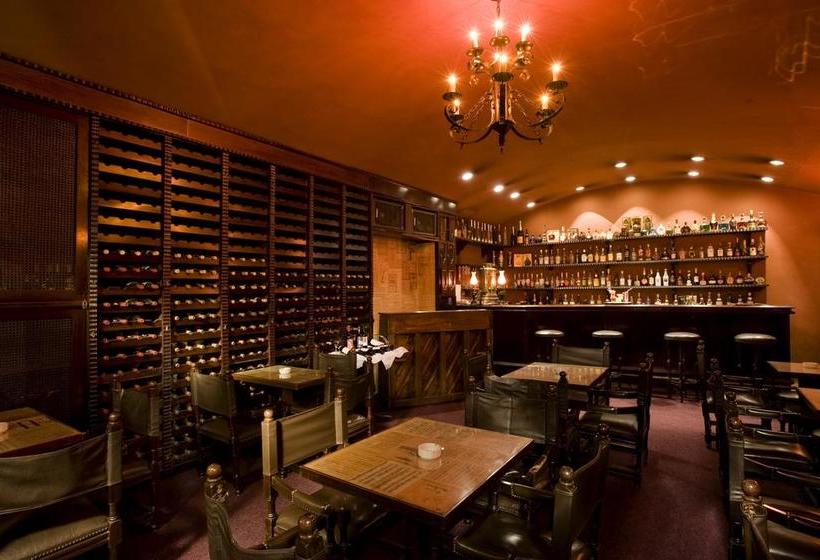 Отель Orotour Garden