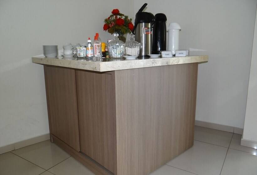 בית מלון כפרי Oásis