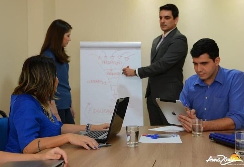 فندق Portal Da Amazonia