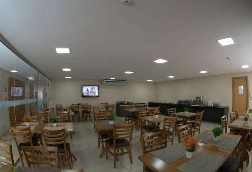 فندق Portal Da Amazonia