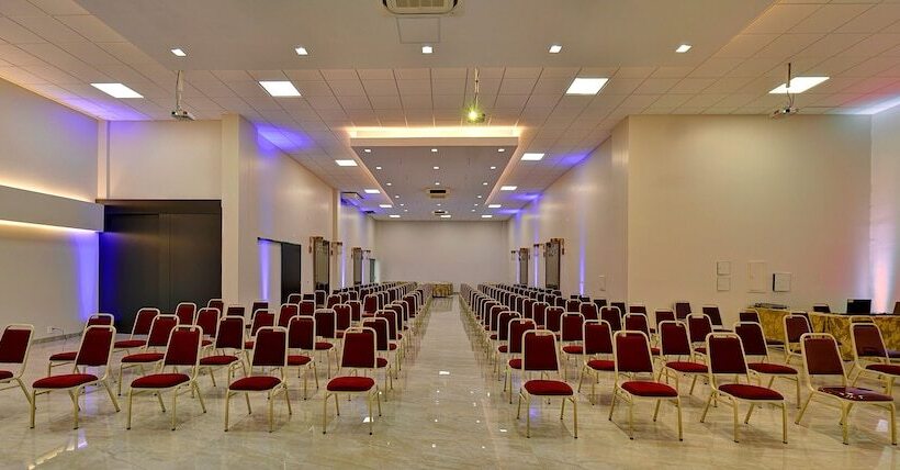 Porto Minas Hotel E Convenções