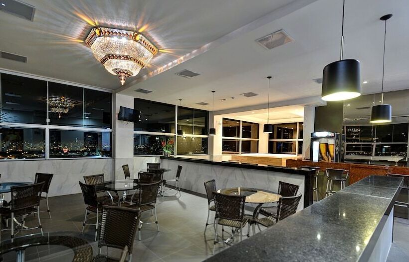 Porto Minas Hotel E Convenções
