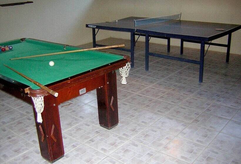 Отель Pousada Castanheiras Do Village