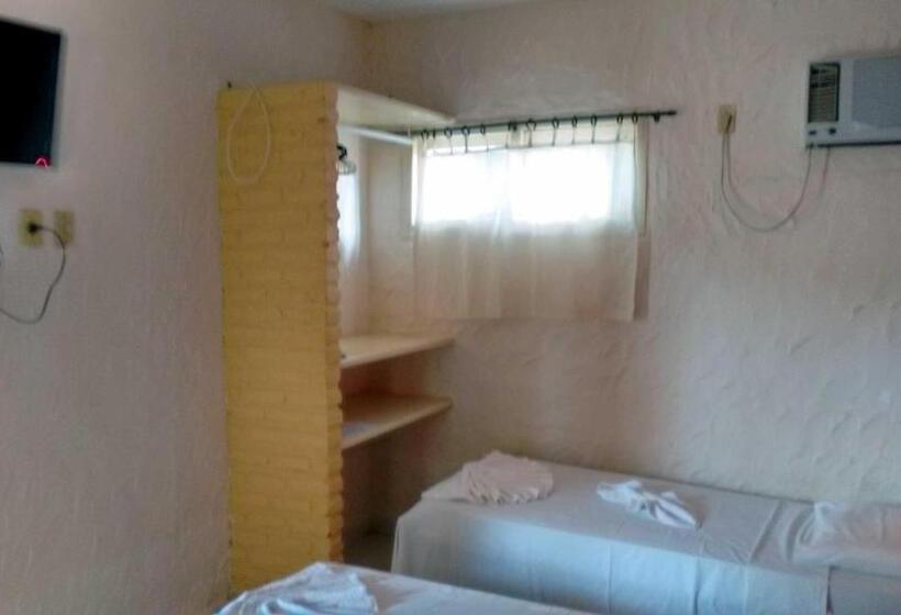 Отель Pousada Castanheiras Do Village