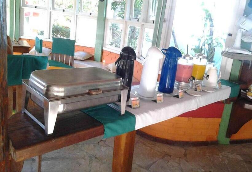 Отель Pousada Castanheiras Do Village