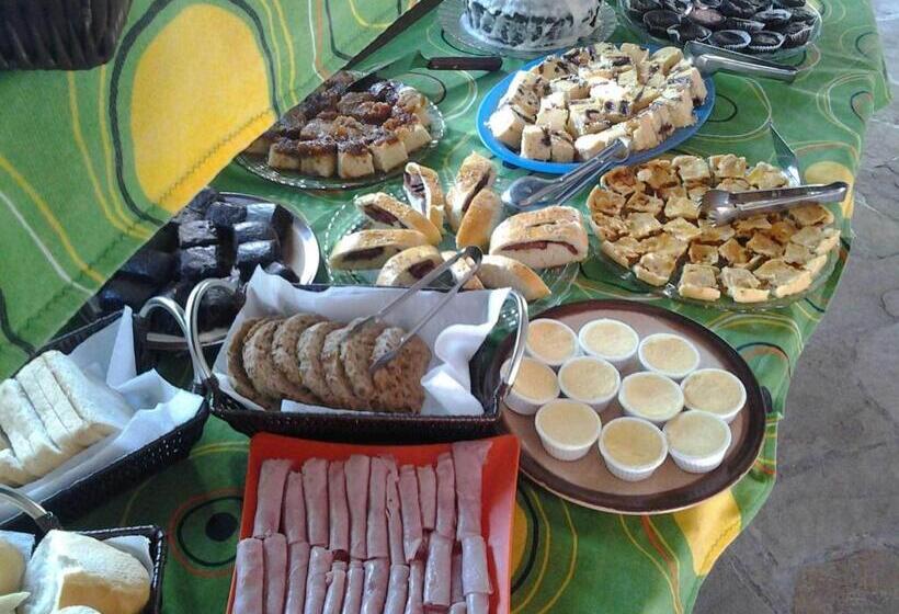 Отель Pousada Castanheiras Do Village