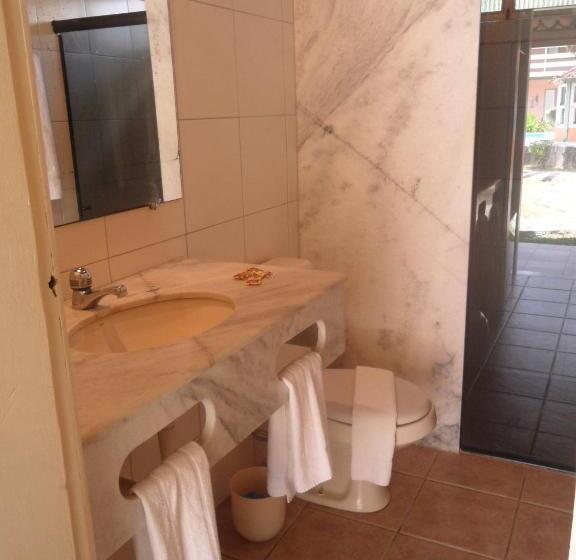 Отель Pousada Castanheiras Do Village