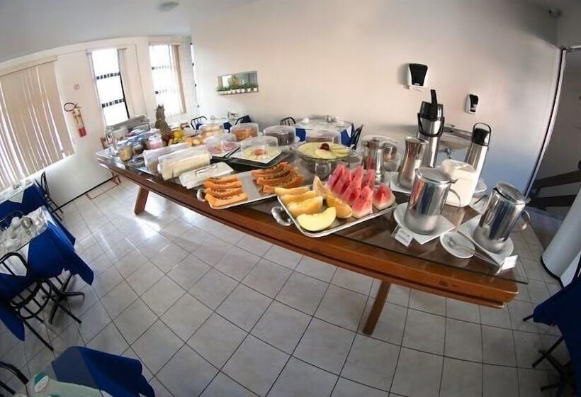 בית מלון כפרי Poyares