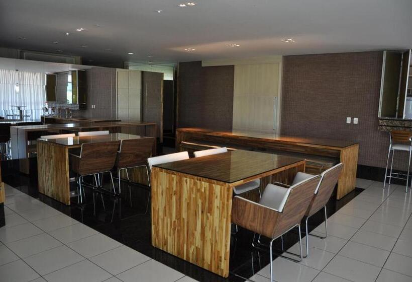 ホテル Premier Residence Hplus Long Stay