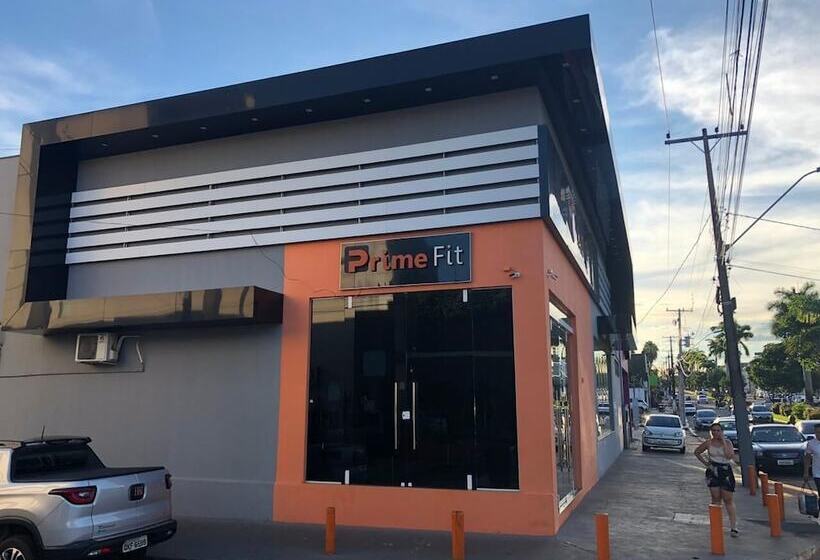 酒店 Premier Pallace