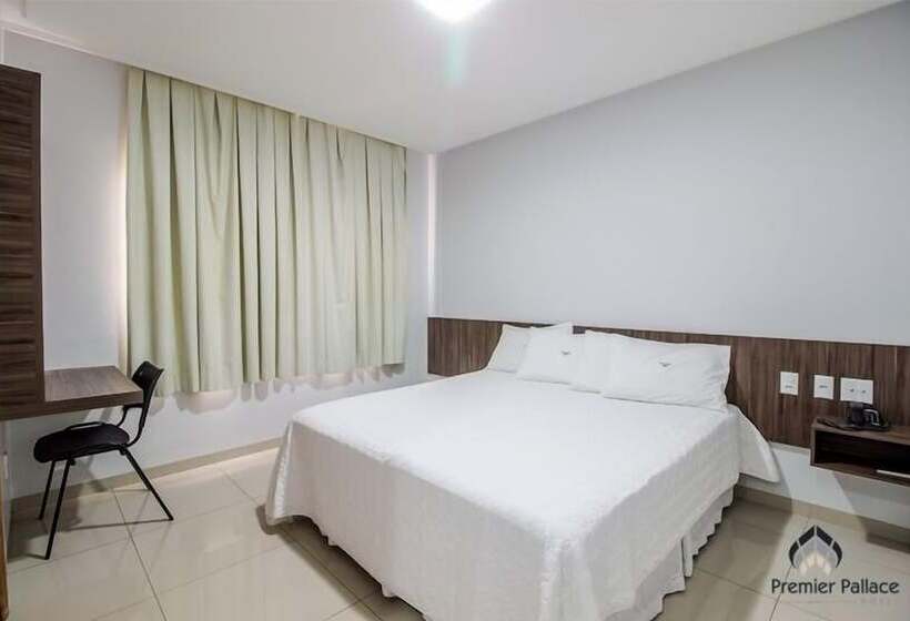 酒店 Premier Pallace