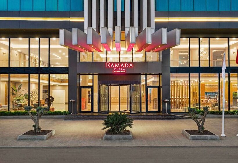 هتل Ramada Plaza By Wyndham Samsun