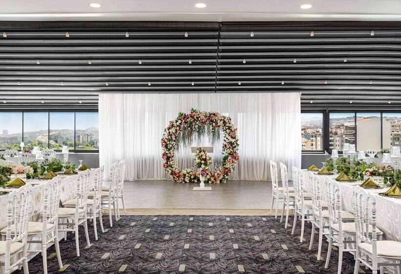 هتل Ramada Plaza By Wyndham Samsun