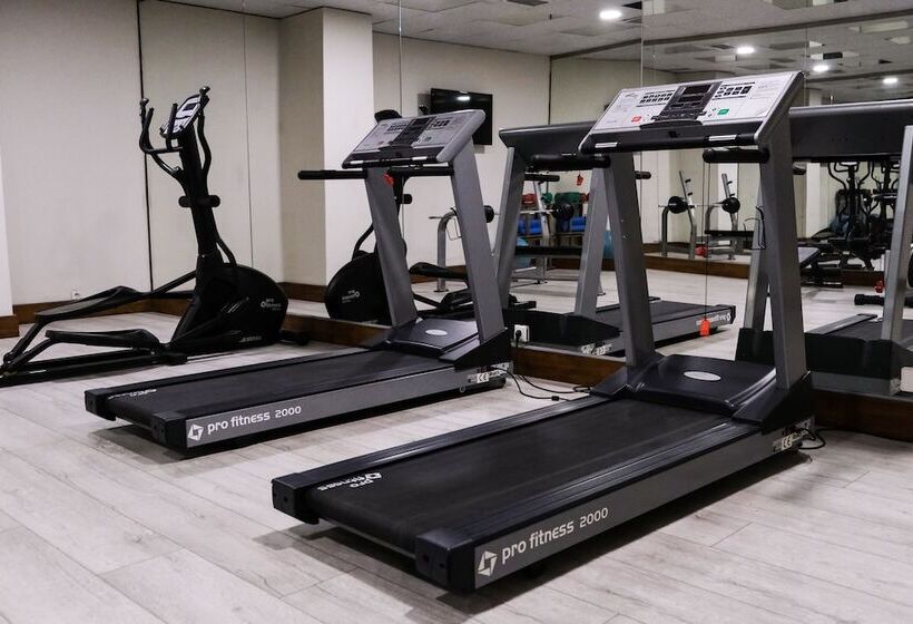 هتل Ramada Plaza By Wyndham Samsun