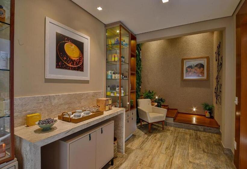 Отель Saint Michel