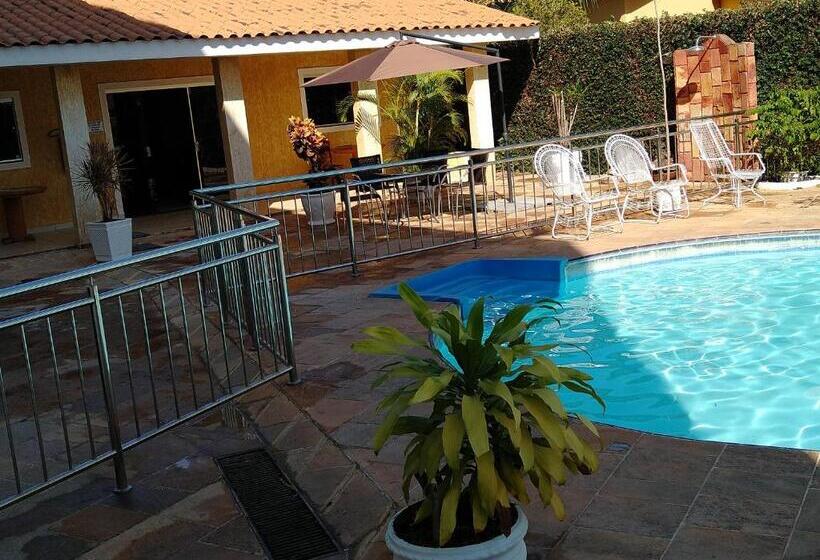 فندق Santa Clara