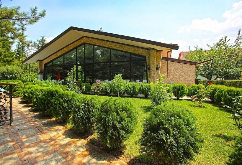 בית מלון כפרי Sarar Butik