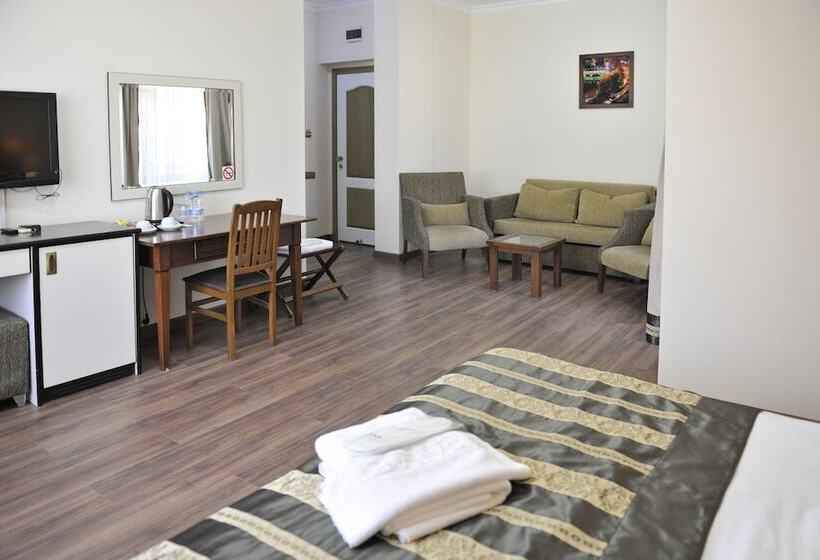 בית מלון כפרי Sarar Butik