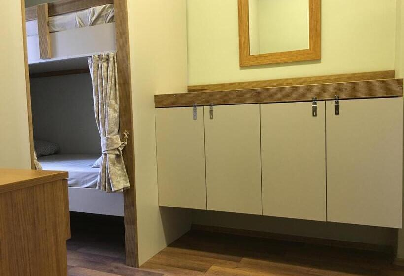 Hotel Second Home Hostel