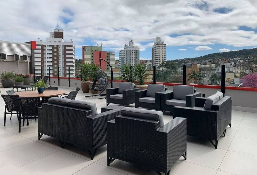 Tri Hotel Smart Criciuma