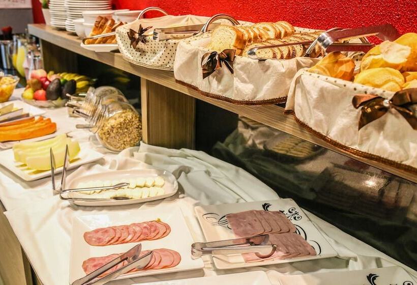 Tri Hotel Smart Criciuma