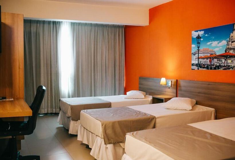 Tri Hotel Smart Criciuma