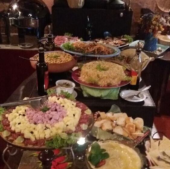 Отель Vista Linda