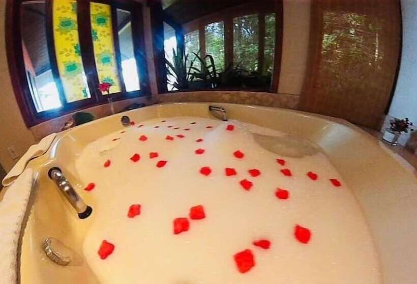 Отель Vista Linda