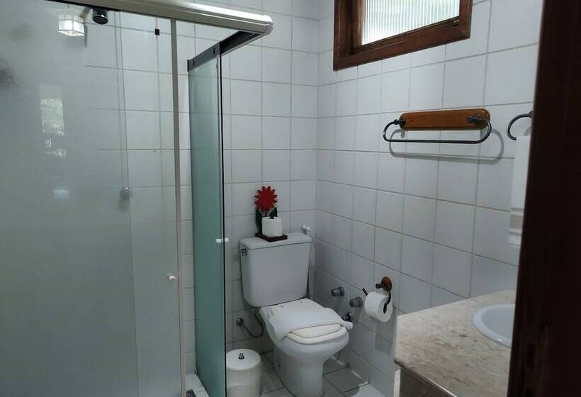 Отель Vista Linda