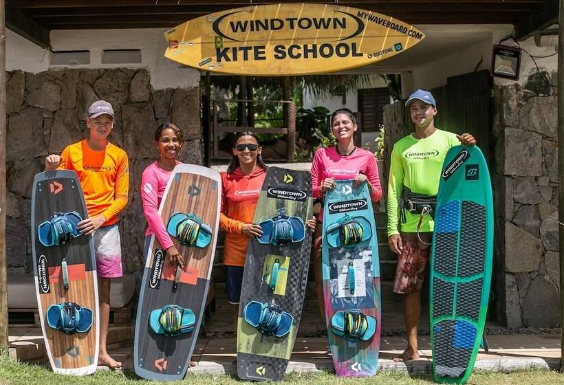 Отель Windtown Beach