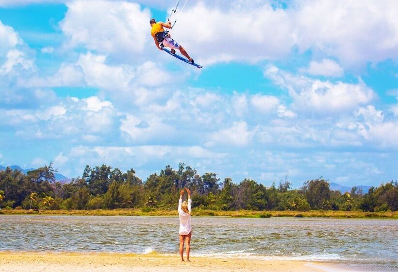 Отель Windtown Beach