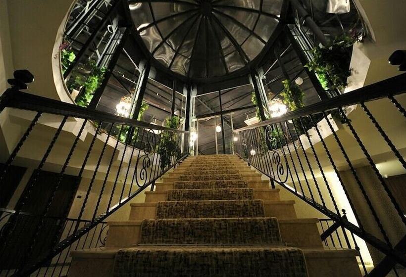 בית מלון כפרי Yucel