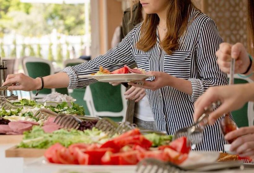 Limnades Hotel İznik