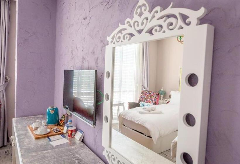 Limnades Hotel İznik