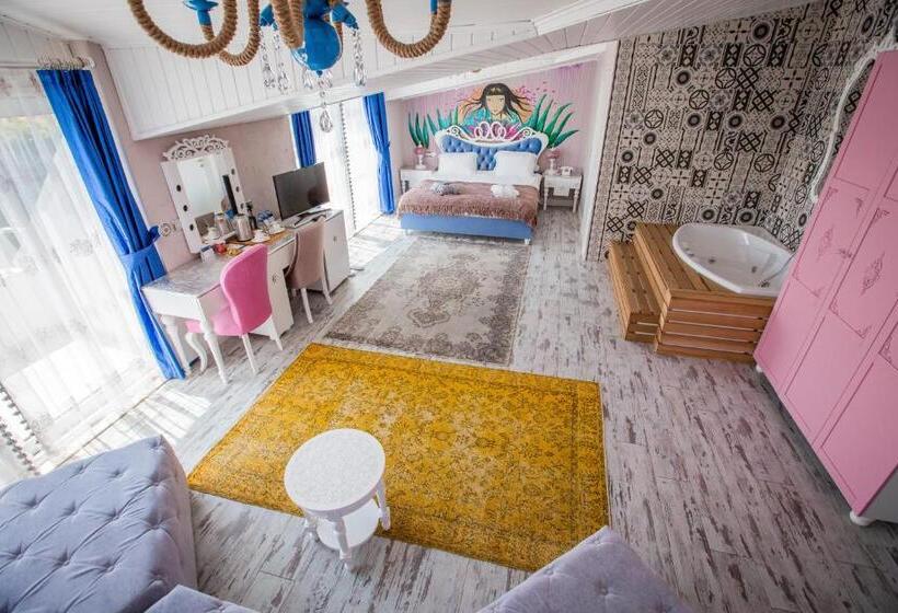 Limnades Hotel İznik