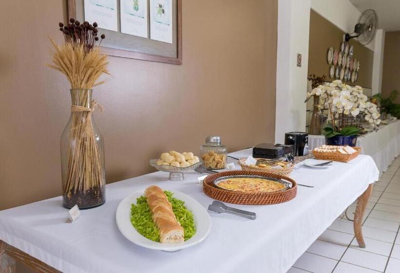 Maria Quitéria Hotel & Flat