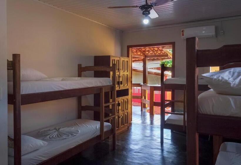 O Pharol Hostel E Pousada