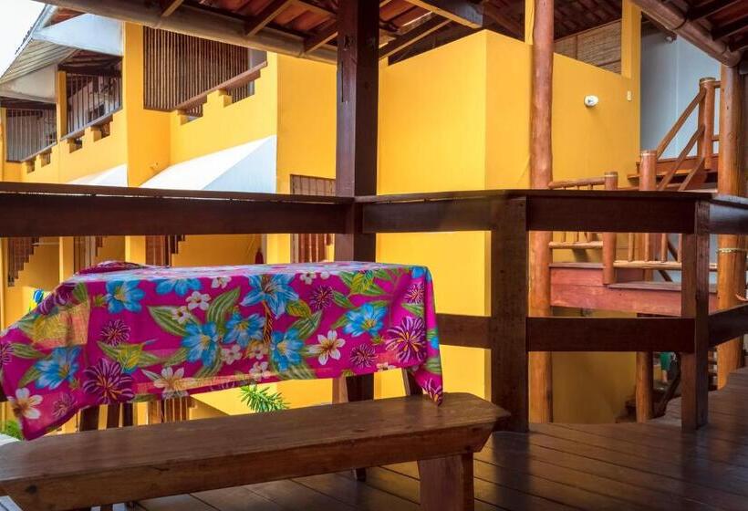 O Pharol Hostel E Pousada