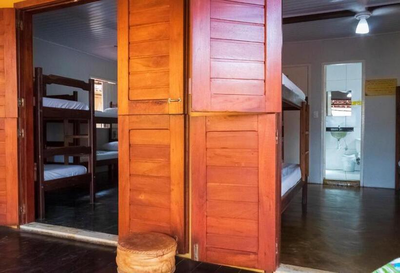 O Pharol Hostel E Pousada