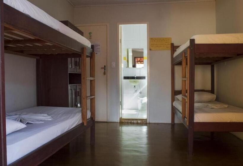 O Pharol Hostel E Pousada