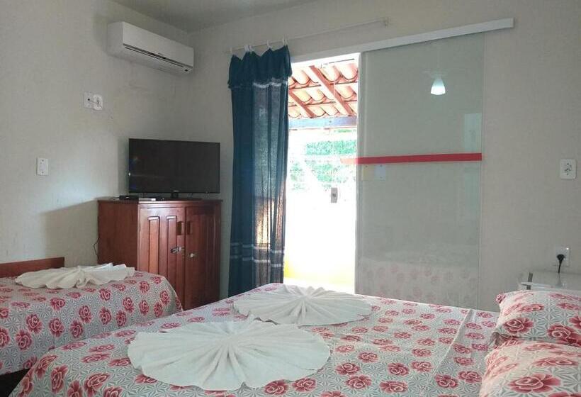 O Pharol Hostel E Pousada