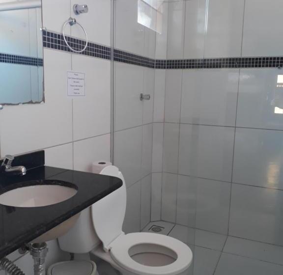 O Pharol Hostel E Pousada