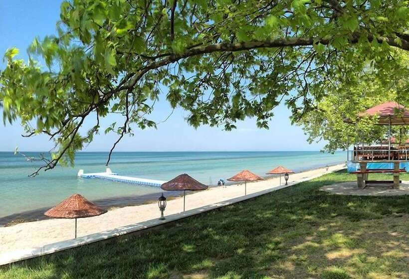 استراحتگاه Rizom Tatil Koyu