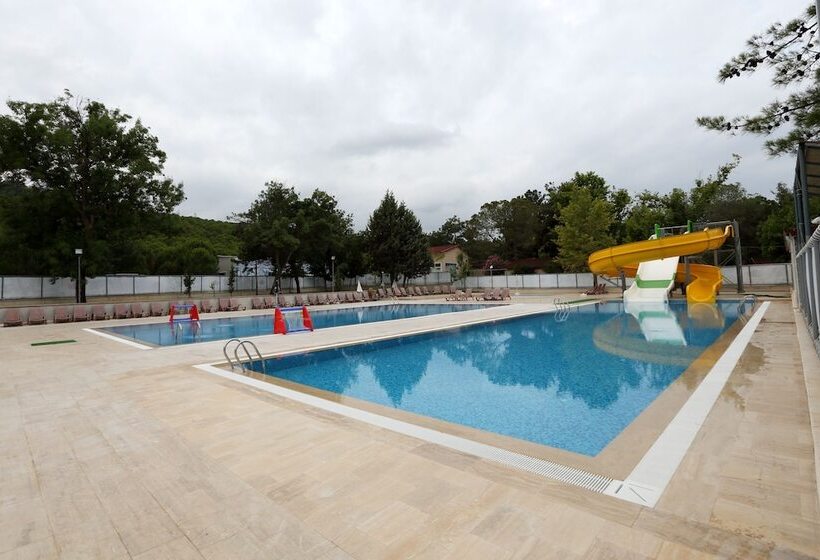 استراحتگاه Rizom Tatil Koyu