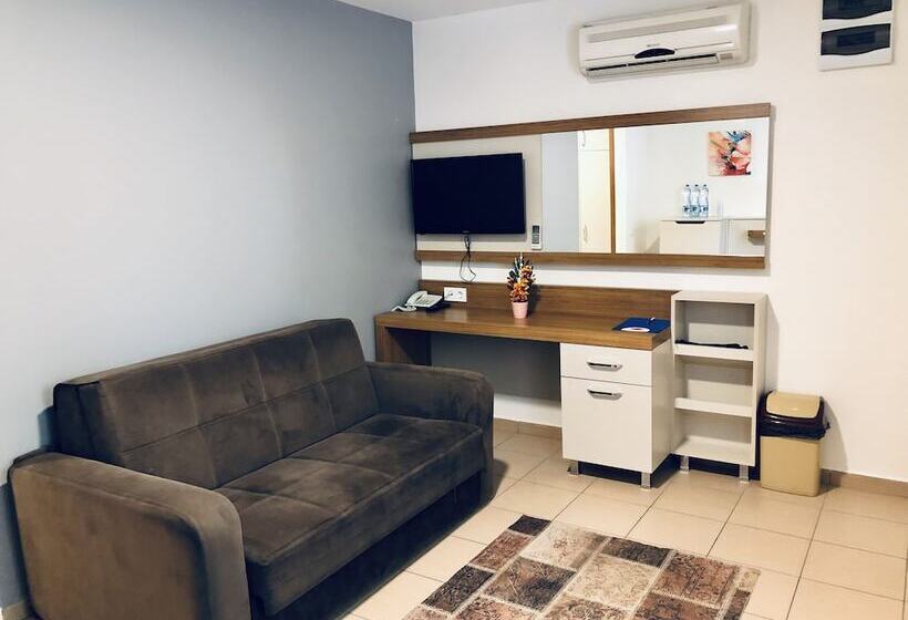 استراحتگاه Rizom Tatil Koyu