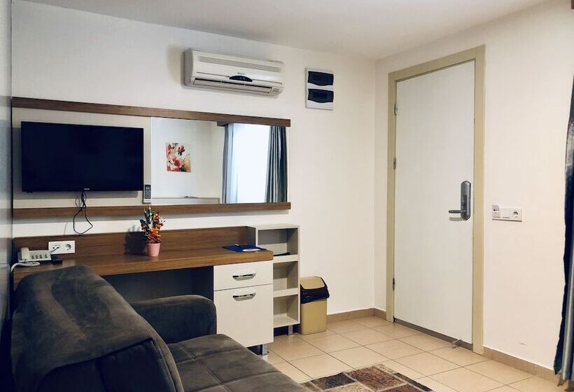 استراحتگاه Rizom Tatil Koyu