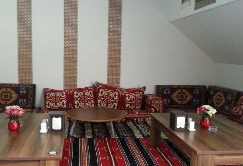 Work & Home Hotel Suites